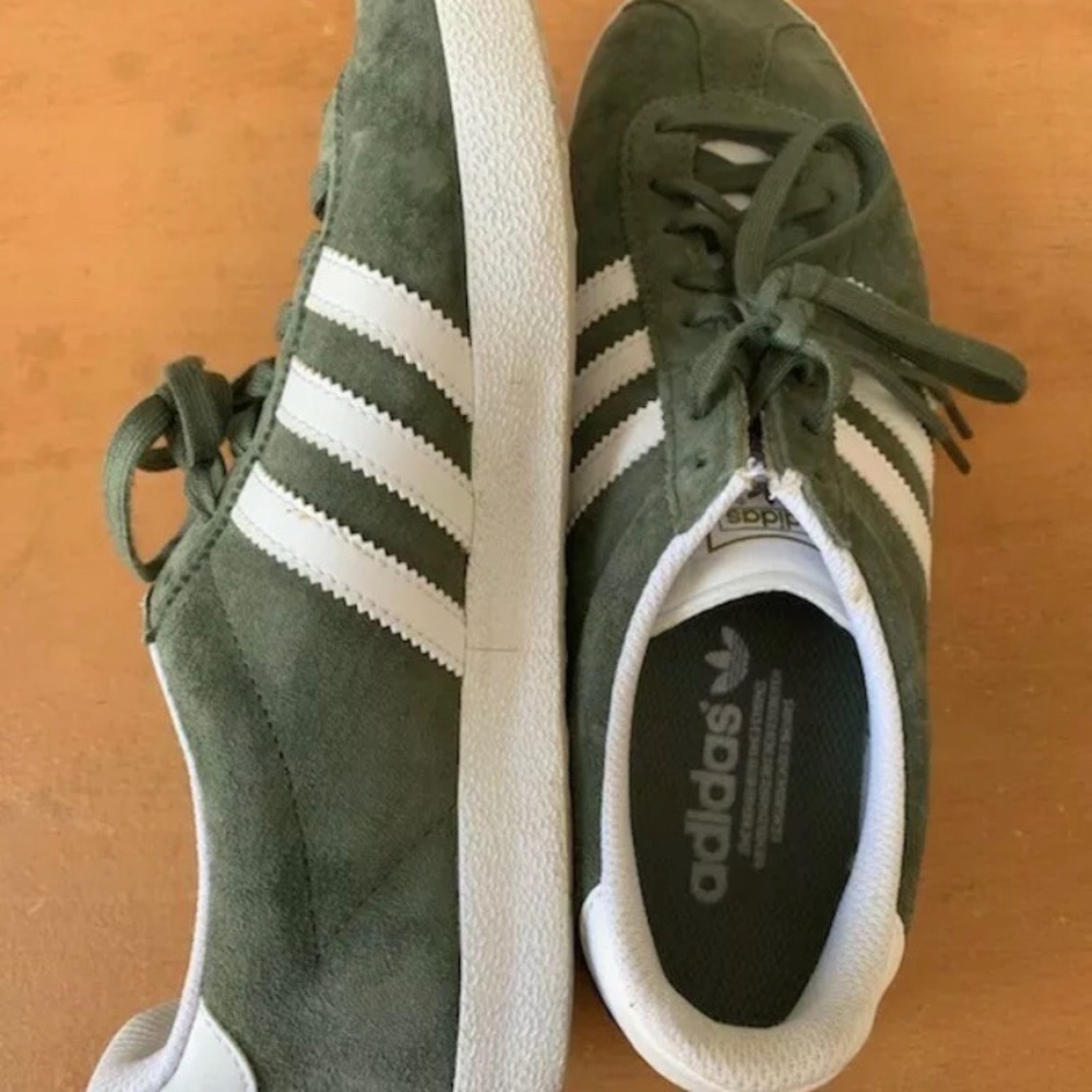 adidas Gazelle Sneaker Khaki - Size US W9/M8